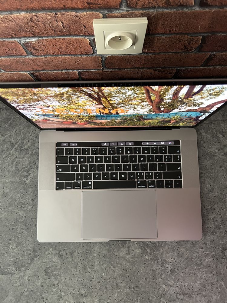 MacBook Pro 15’’ 2019 Retina Intel i7 2,6 HRz