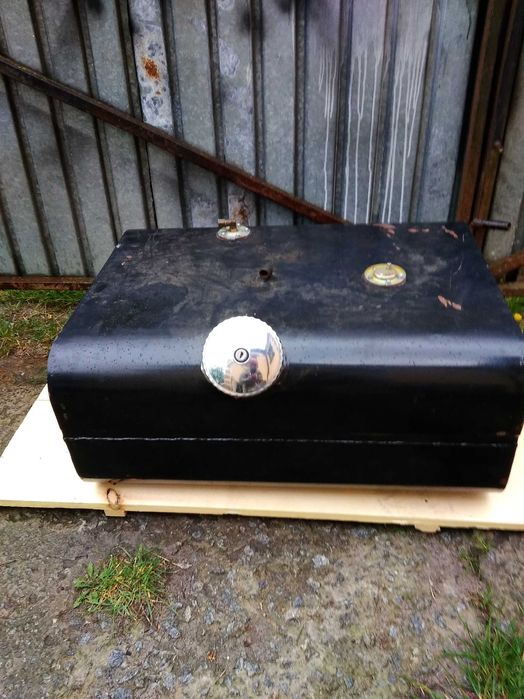 Продам паливний бак на ЗІЛ-130.