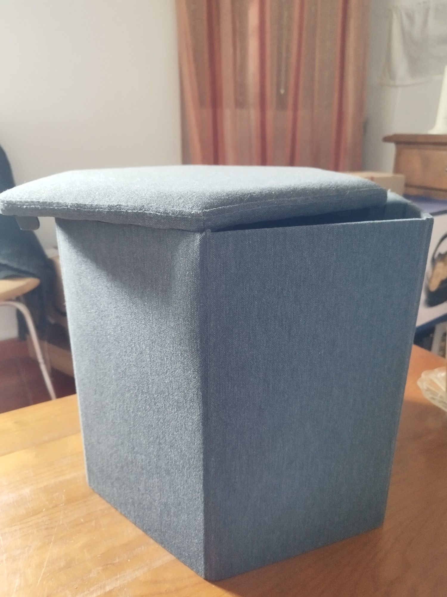 2x Pufe c/arrumação IKEA KJUGE