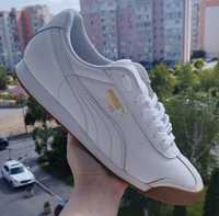 Кросівки кеди Puma Roma Classic Gum на примірці