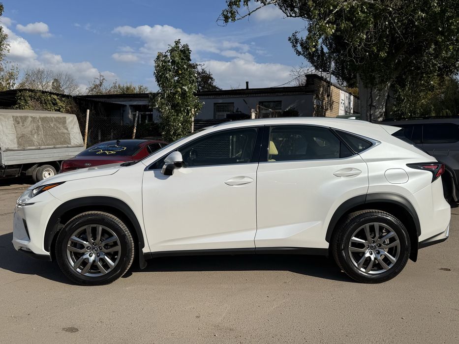 Lexus NX-200 2019р.