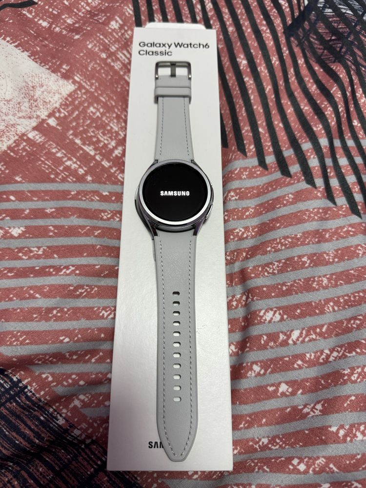 Smartwatch SAMSUNG Galaxy Watch 6 Classic SM-R955F 43mm LTE Srebrny