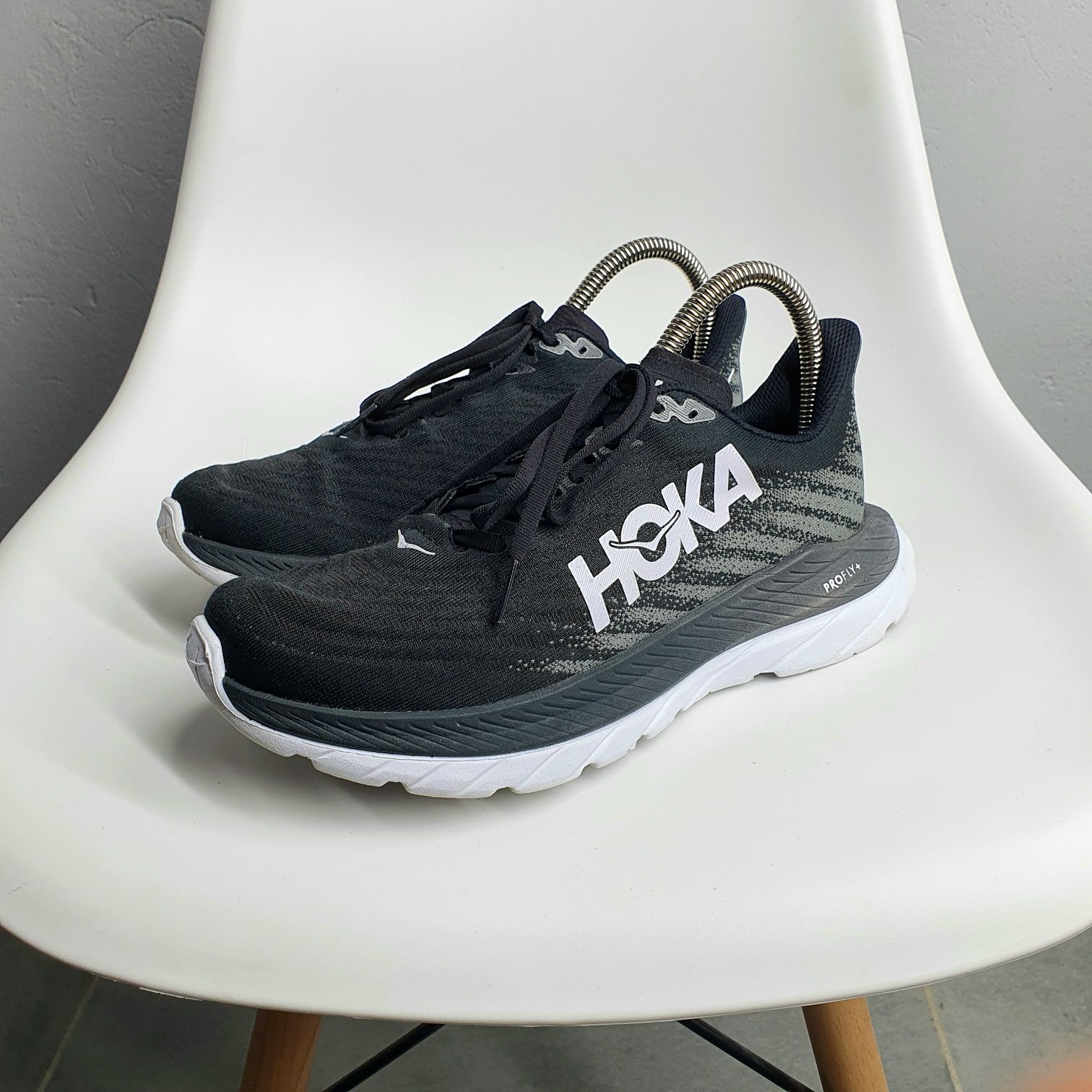 Кросівки Hoka One One  Mach 5 44.5 розмір 494