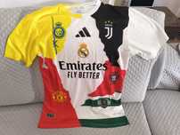 Camisola alusiva a toda a carreira do Cristiano Ronaldo