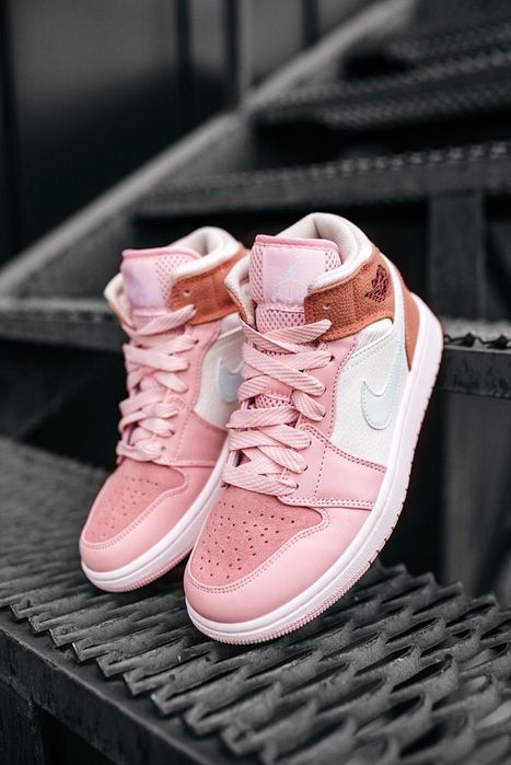 Buty Nike Air Jordan 1 Retro High Pink 36-40 damskie trampki