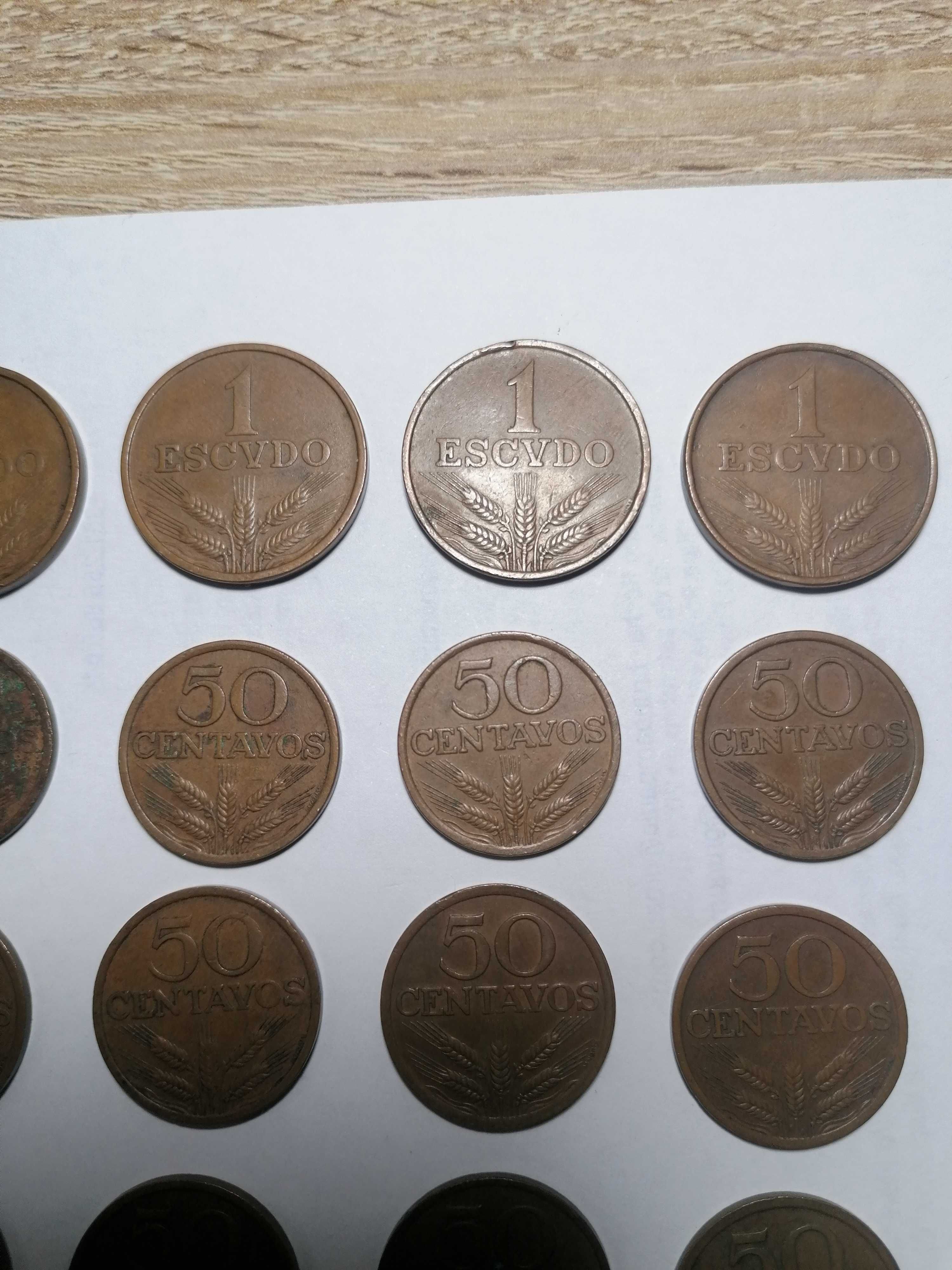 Conjunto de 32 moedas valor actual de 9,96