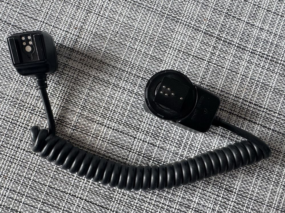 Canon Off-Camera Shoe Cord 2