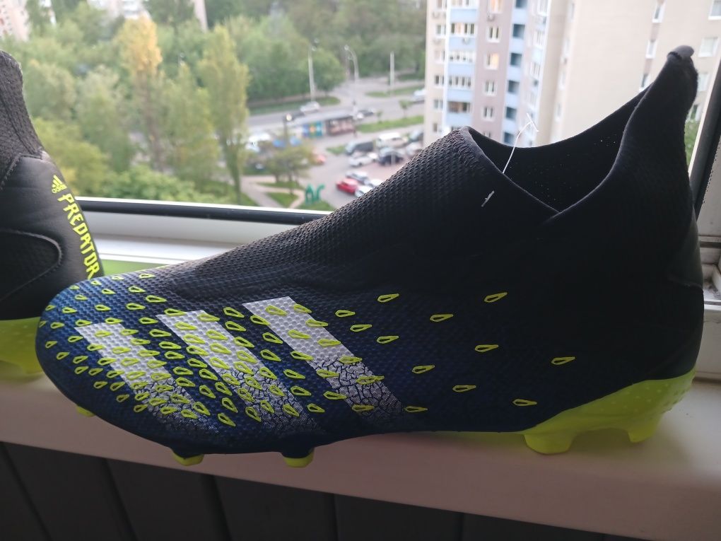 Буци Predator Adidas