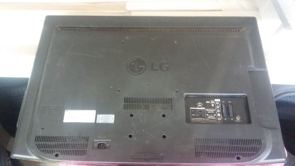 Телевизор LG з USB