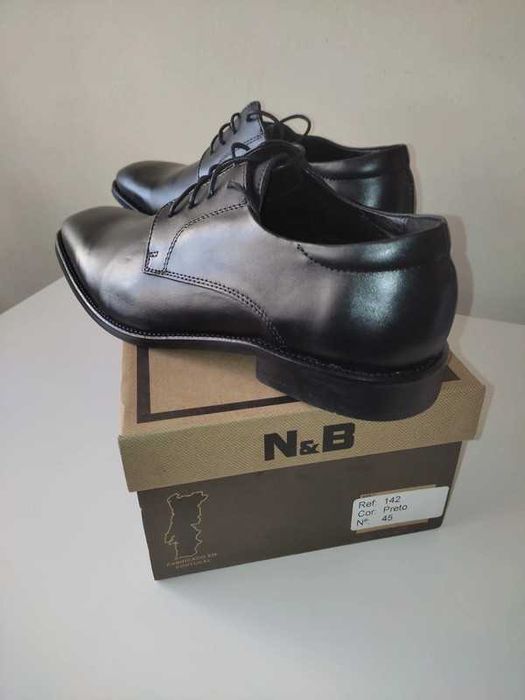 Sapatos Formais Pretos Nik & Brum