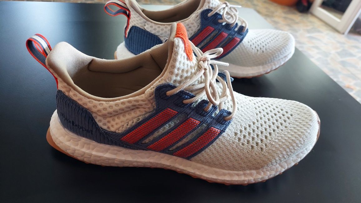Tenis adidas desportivos