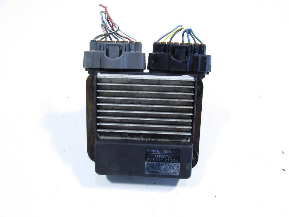 Moduł wtrysków sterownik toyota avensis t25 2.0 d4d