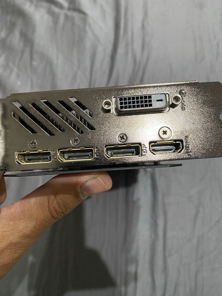 Gigabyte R9 390 8Gb