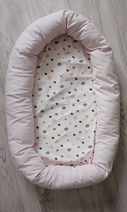 Kokon niemowlęcy gniazdko