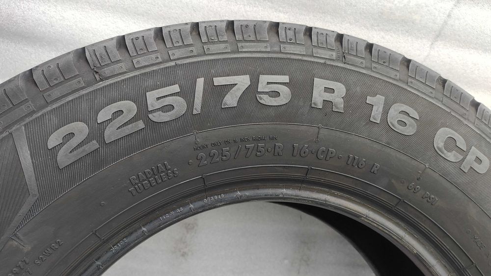 Opony Letnie 225/75/16C CP Continental 2szt 8,2mm MB