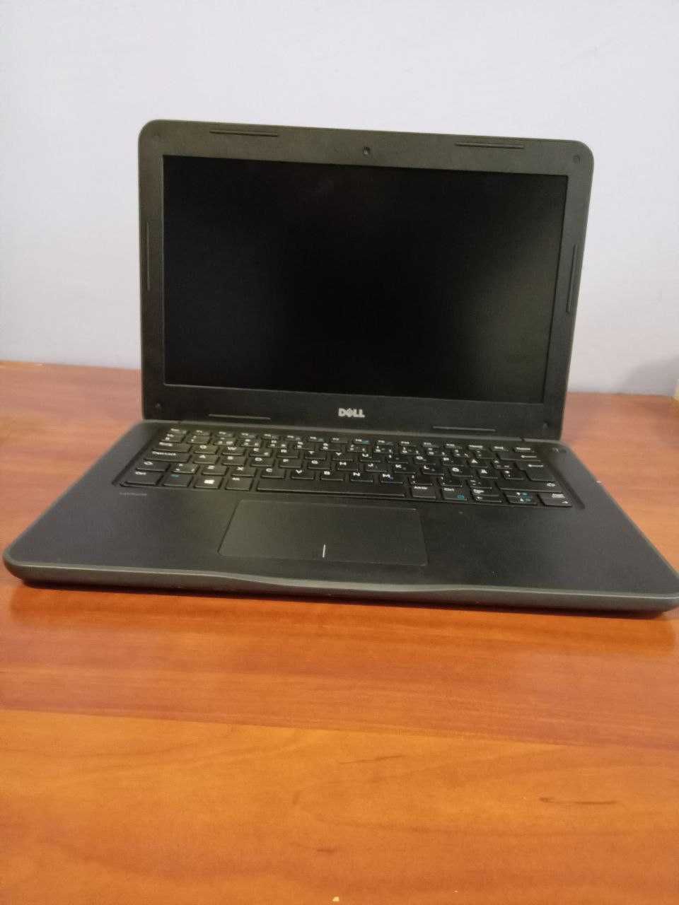 Ноутбук Dell Latitude 3380