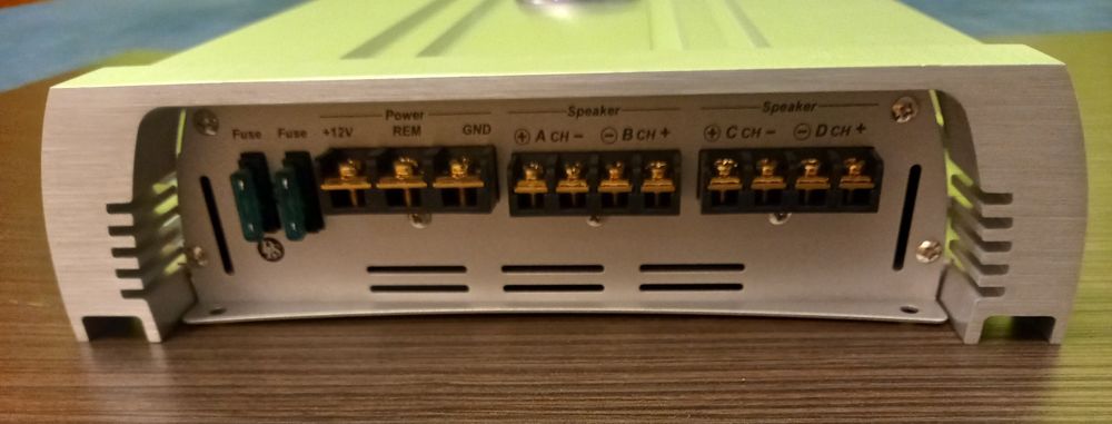 DLS CA41 wzmacniacz samochodowy