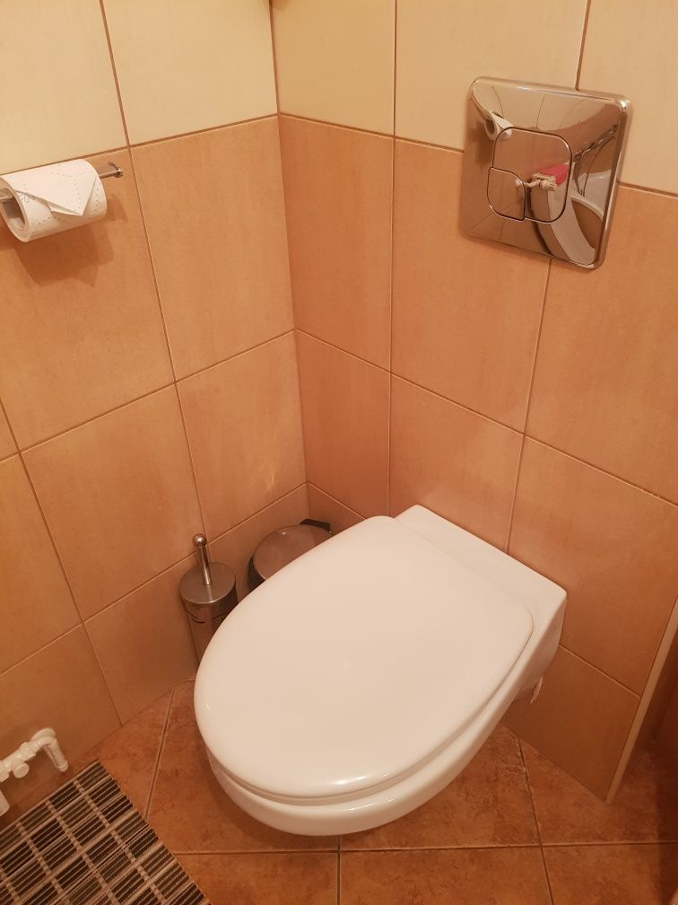 Pokoje i studio w centrum Jastarni