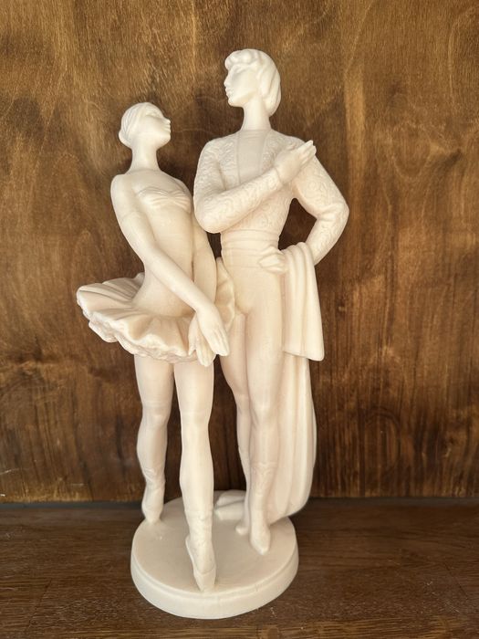 Він та вона. Балетна пара. Скульптура, статуетка 50-60 радянської доби