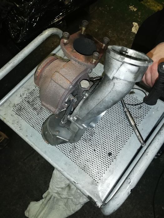 Turbina turbo turbosprezarka transporter t5 2.5 tdi axd