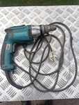 Продам сетевой шуруповерт Makita FS2700