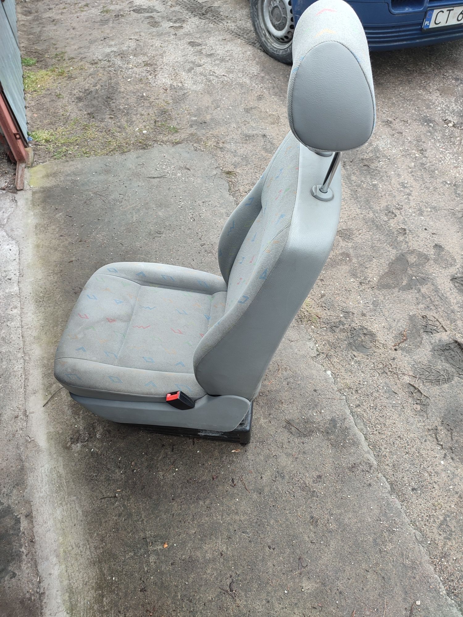 Fotele VW t5 3+1