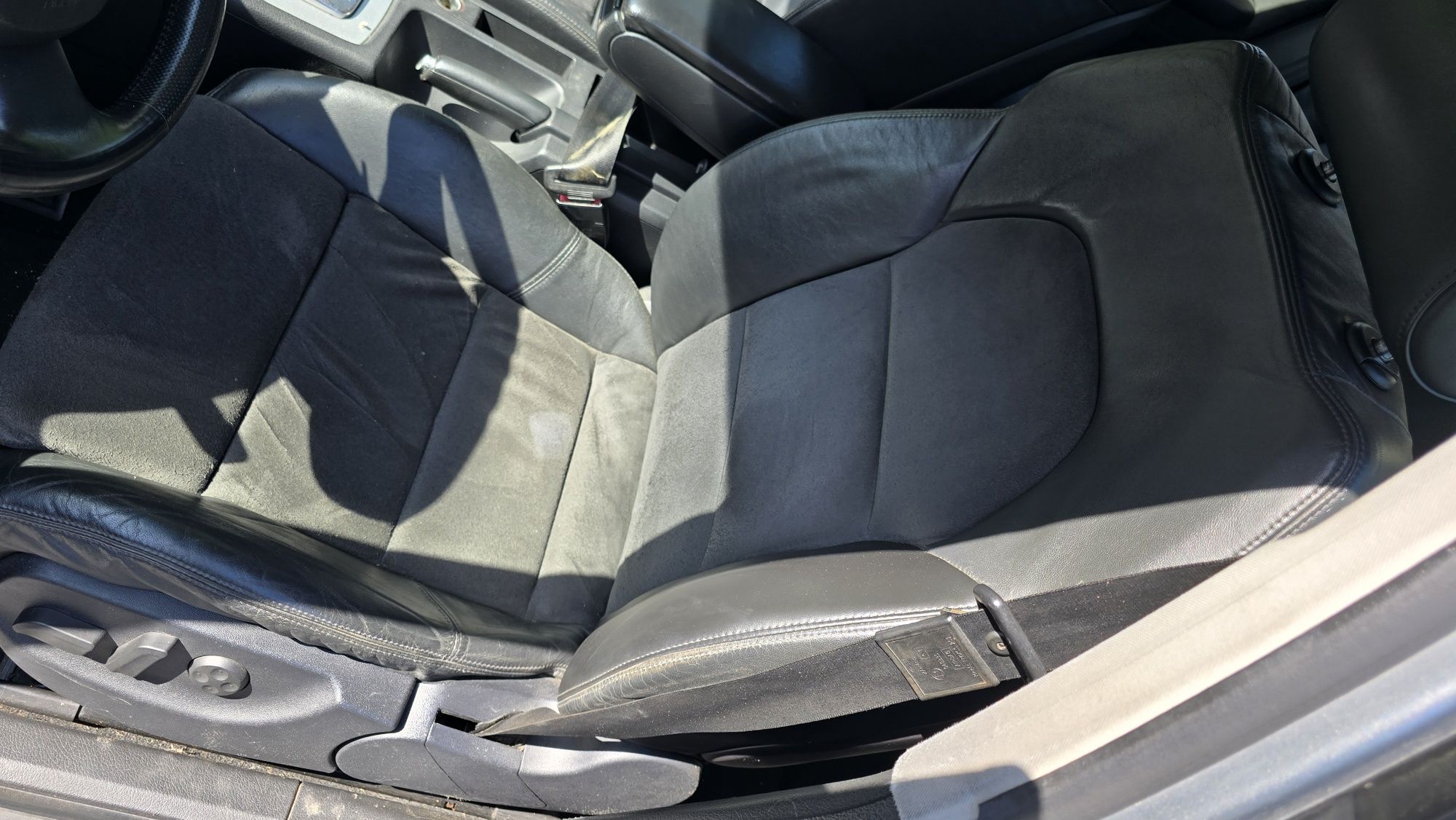 Fotele kanapy boczki Audi A4 B6 B7 Alcantara pamięć Europa
