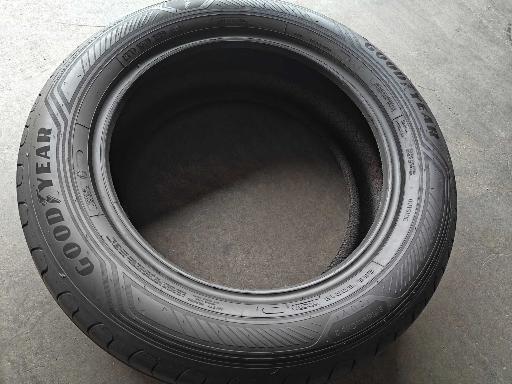 R18 235 60 GoodYear EfficientGrip² шини літні в доброму стані