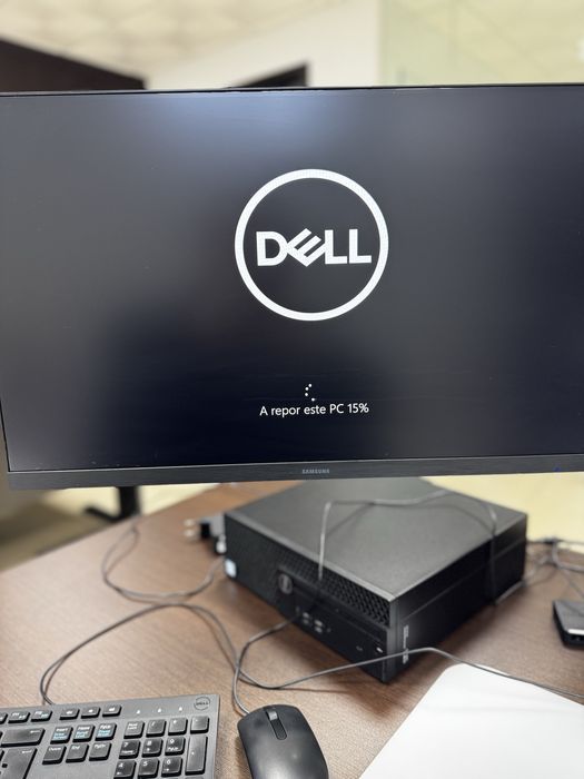 Computador DELL pc de secretaria