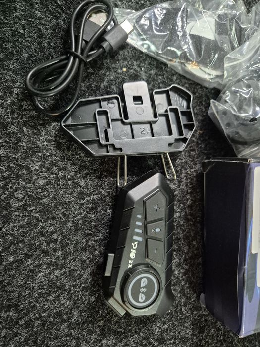 Intercomunicador/Auricular Bluetooth para Capacete de Motocicleta