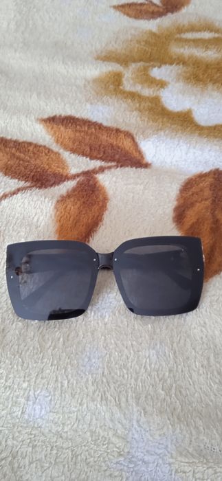 Окуляри сонцезахисні