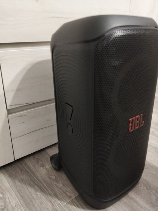 Продам jbl partybox 320