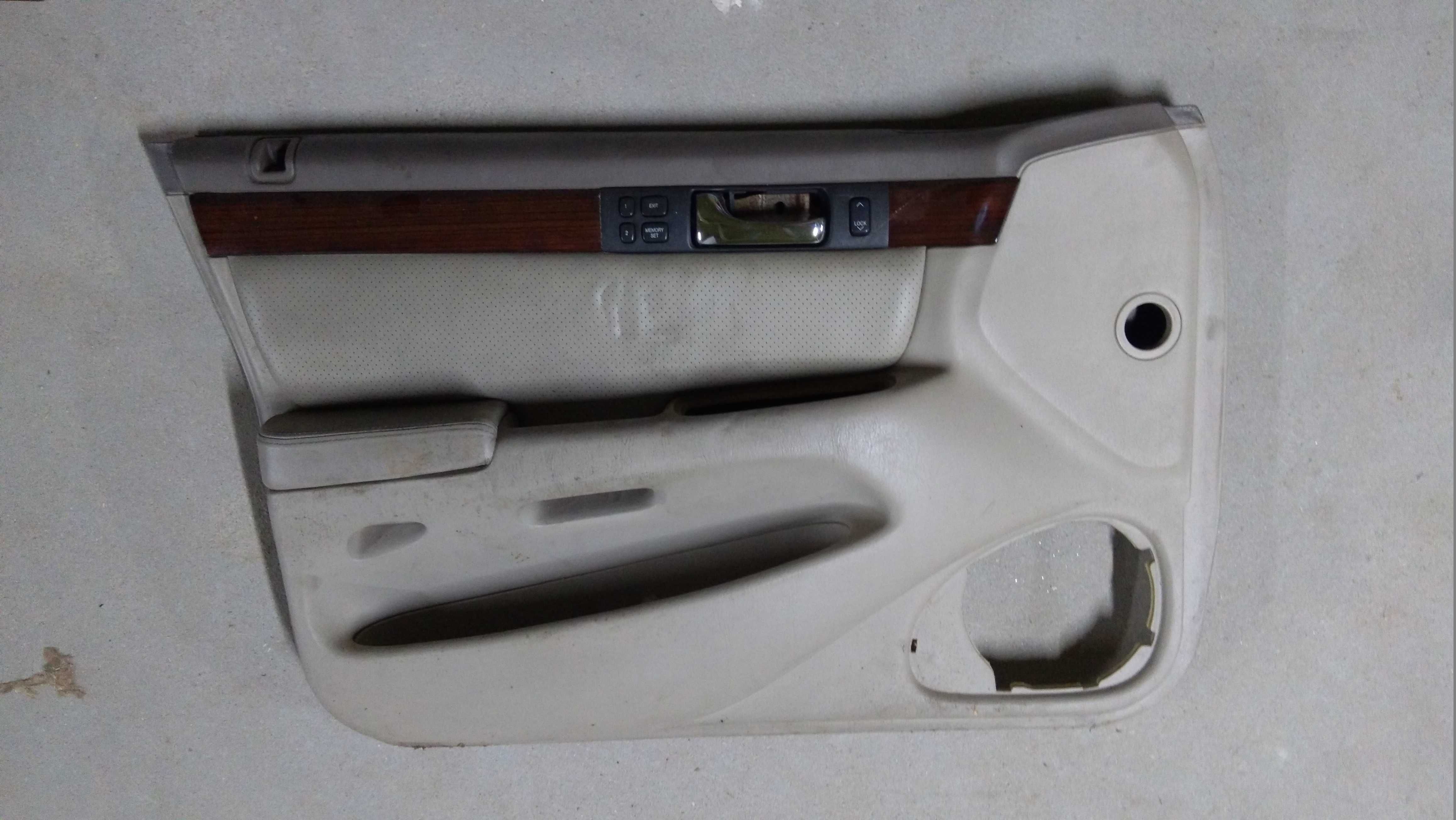 cadillac seville sts 98-04 tapicerka przod lewa prawa tyl