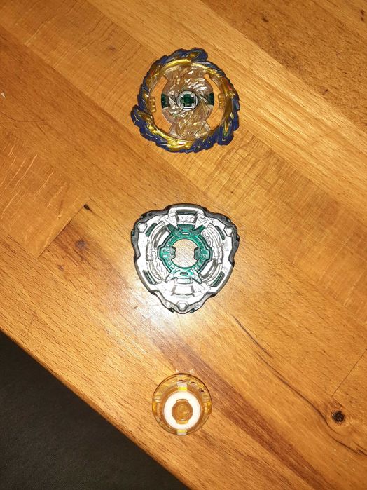 Beyblade Burst 6 season Дюновий Фафнір