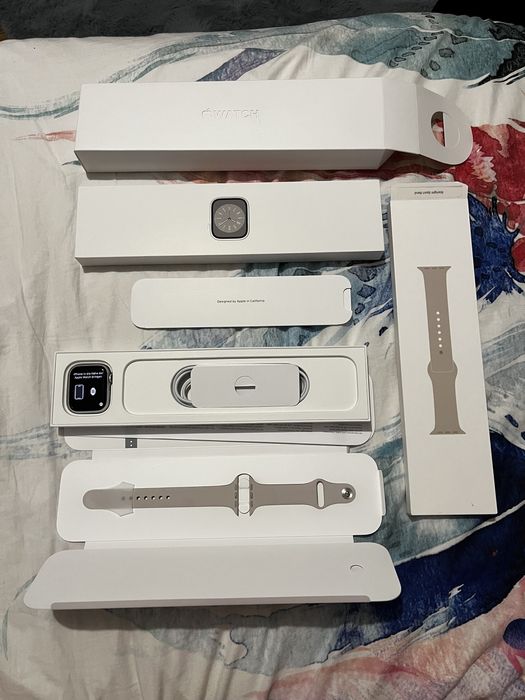 Apple Watch Series 8 45 mm GPS + Cellular