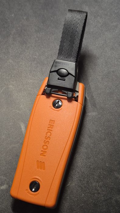 Telefon komórkowy Ericsson R310s