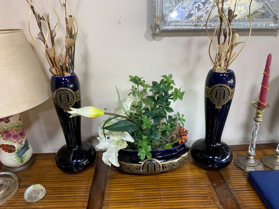 CONJUNTO DE 2 JARRAS E FLOREIRA ART DECO SARREGUEMINES