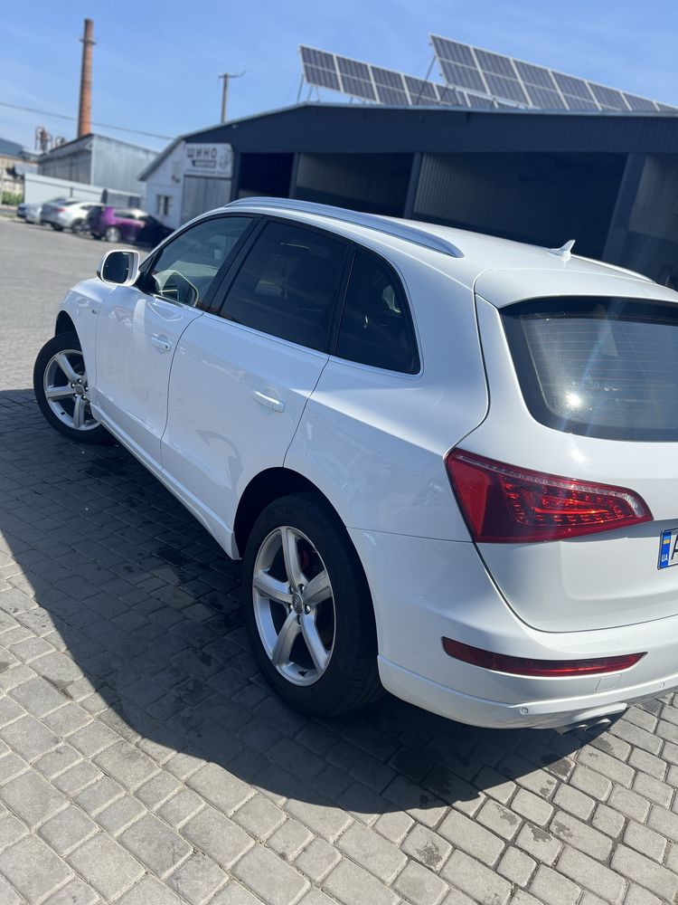 Ауді Q5 2.0 tdi 2009р.