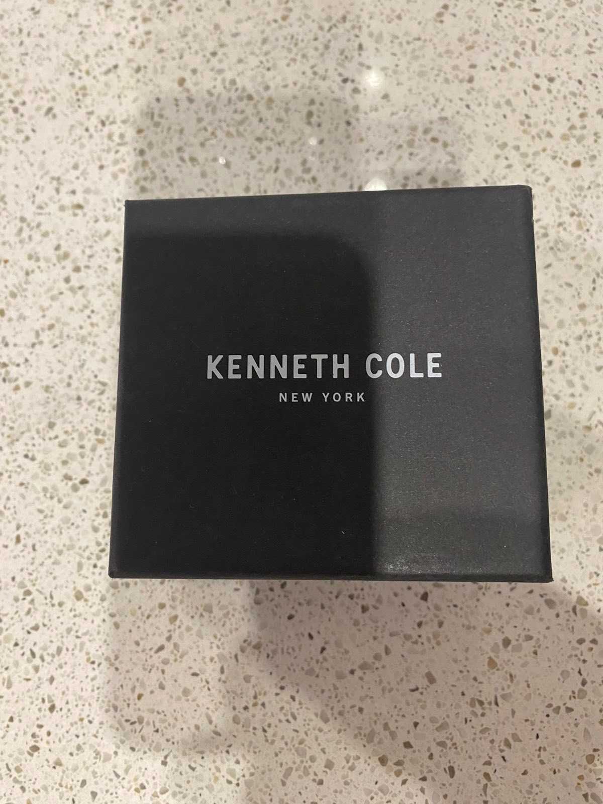 Наручные часы Kenneth cole новые