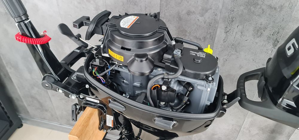 Лодочный мотор SUZUKI DF9.9AS новый от официального дилера!