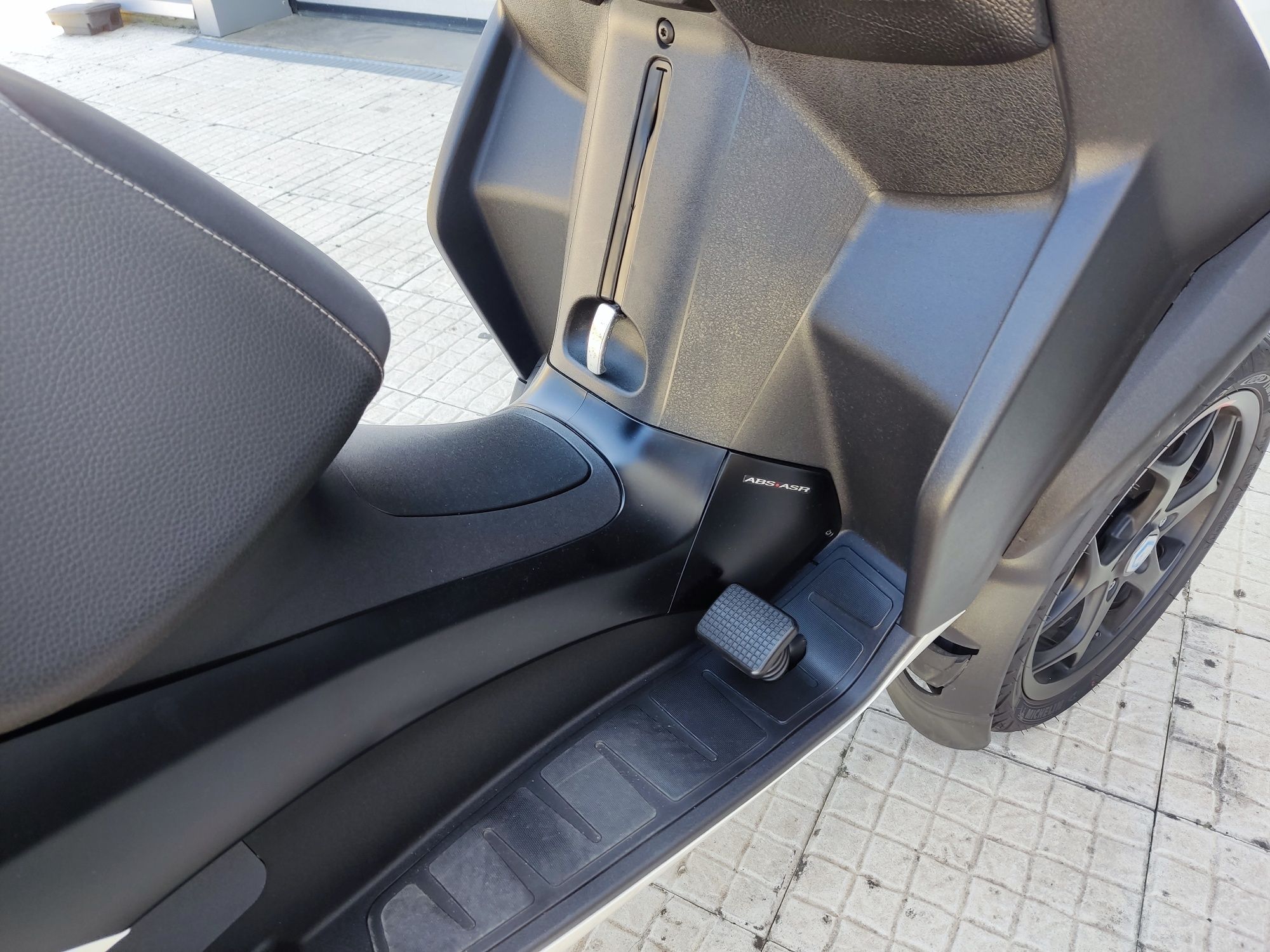 Piaggio mp3 350  Sport (30cv)