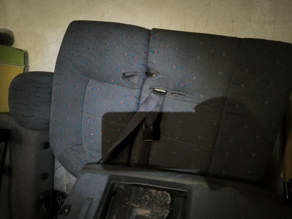 Bancos Hyundai H1 - este fim de semana 50€