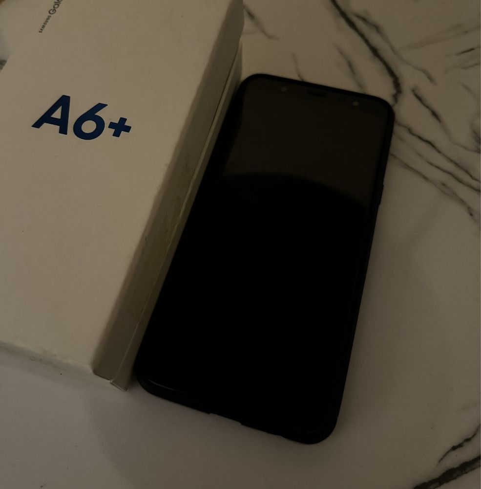 Samsung Galaxy A6+ 32 GB