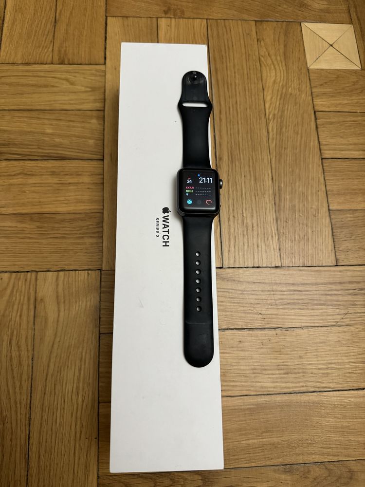 Смарт -часы apple  watch 3