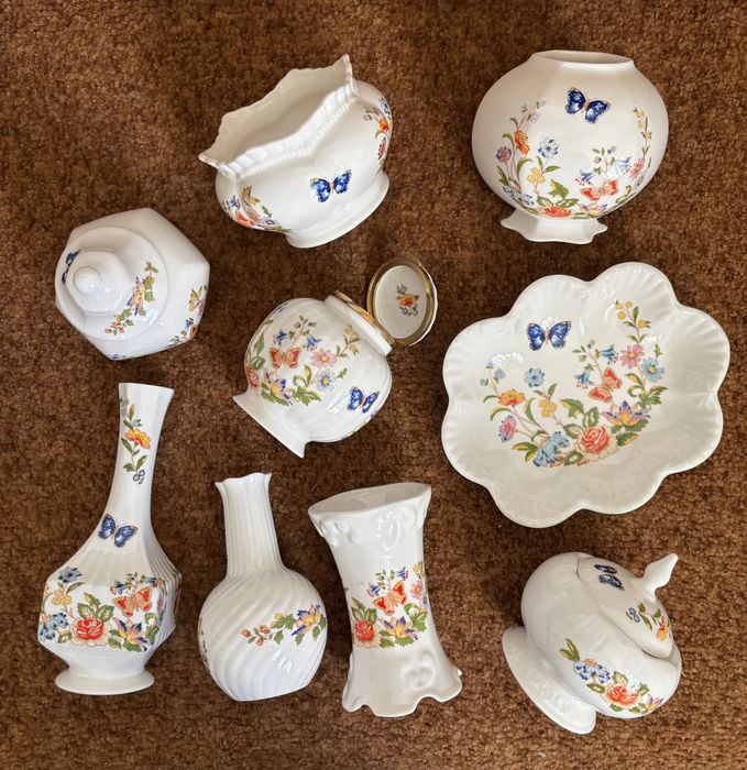 Англійська порцеляна Aynsley та ін. Мініатюри вази шкатулки тарілочки