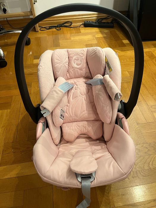 Cybex fotelik samochodowy Flowers różowy