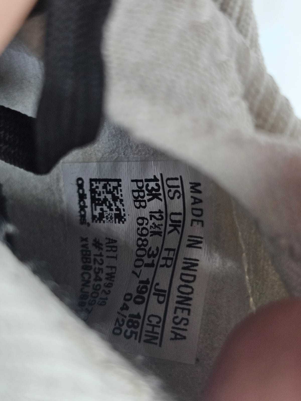 Adidas Predator buty piłkarskie korki dziecięce r. 31