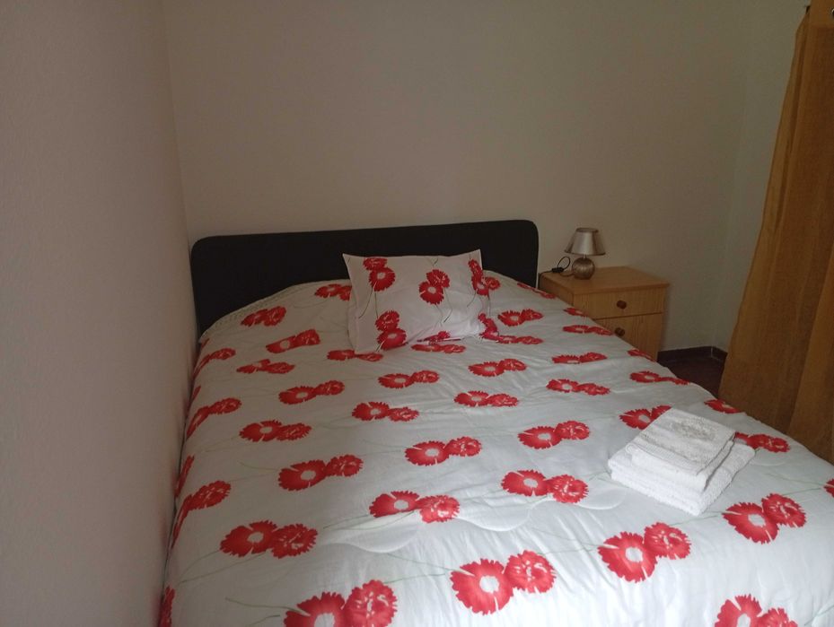 Quarto para estudantes em apartamento T4 na Prelada
