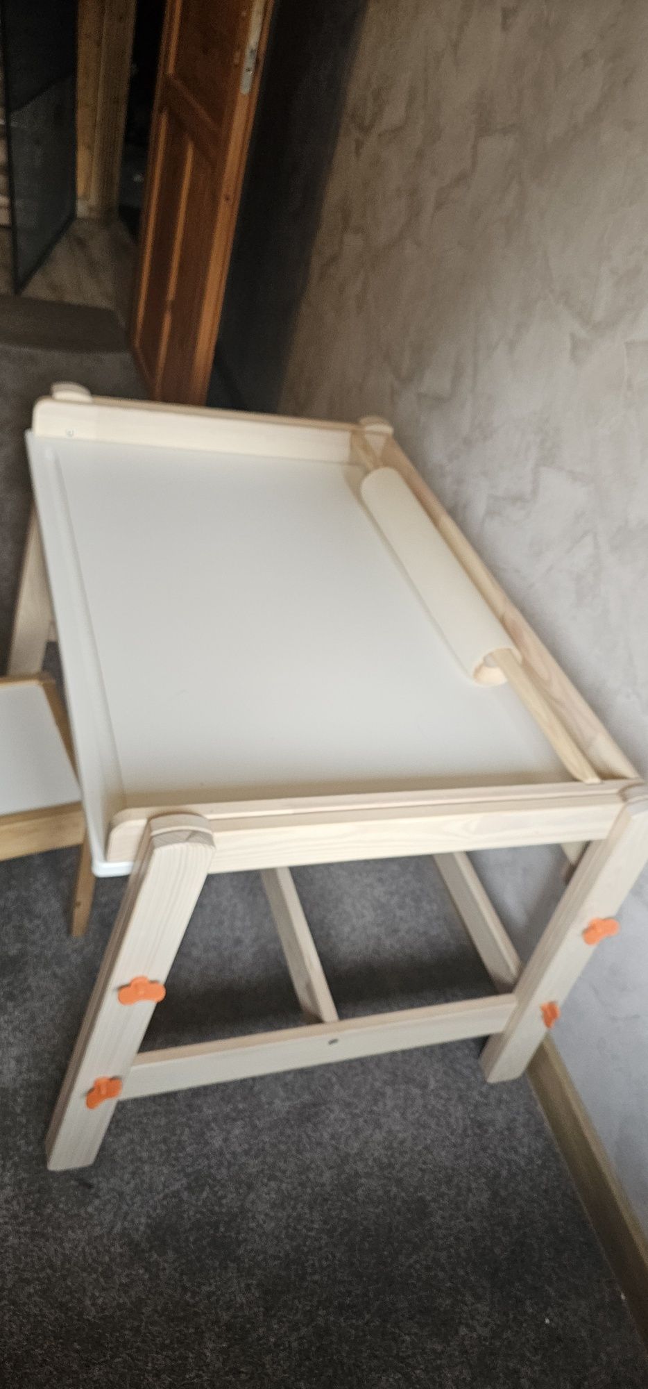Biurko Ikea Flisat z krzesełkiem