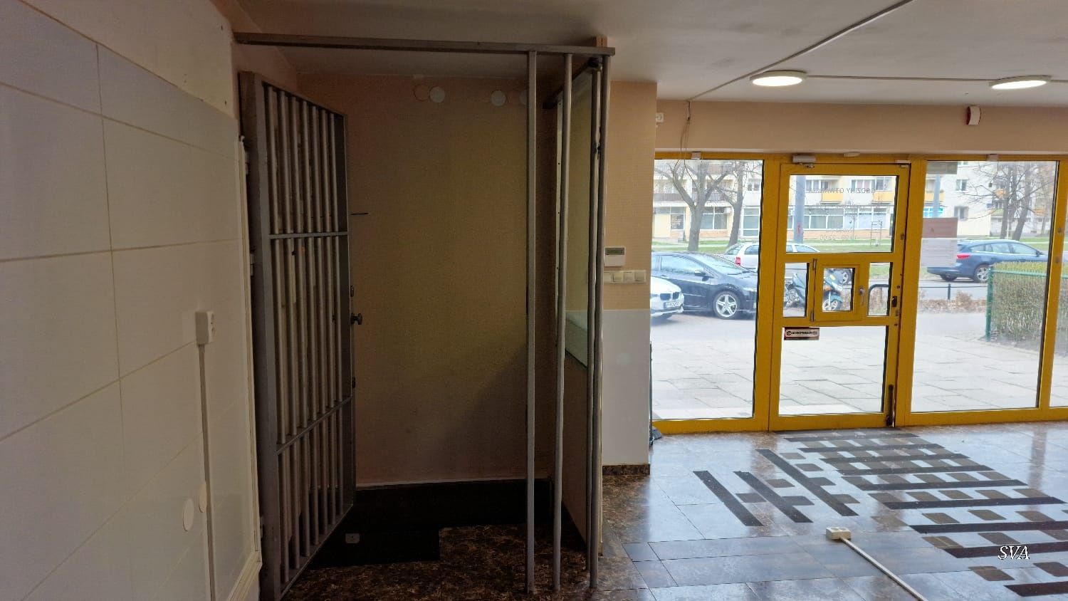 Lokal usługowo-handlowy 85m